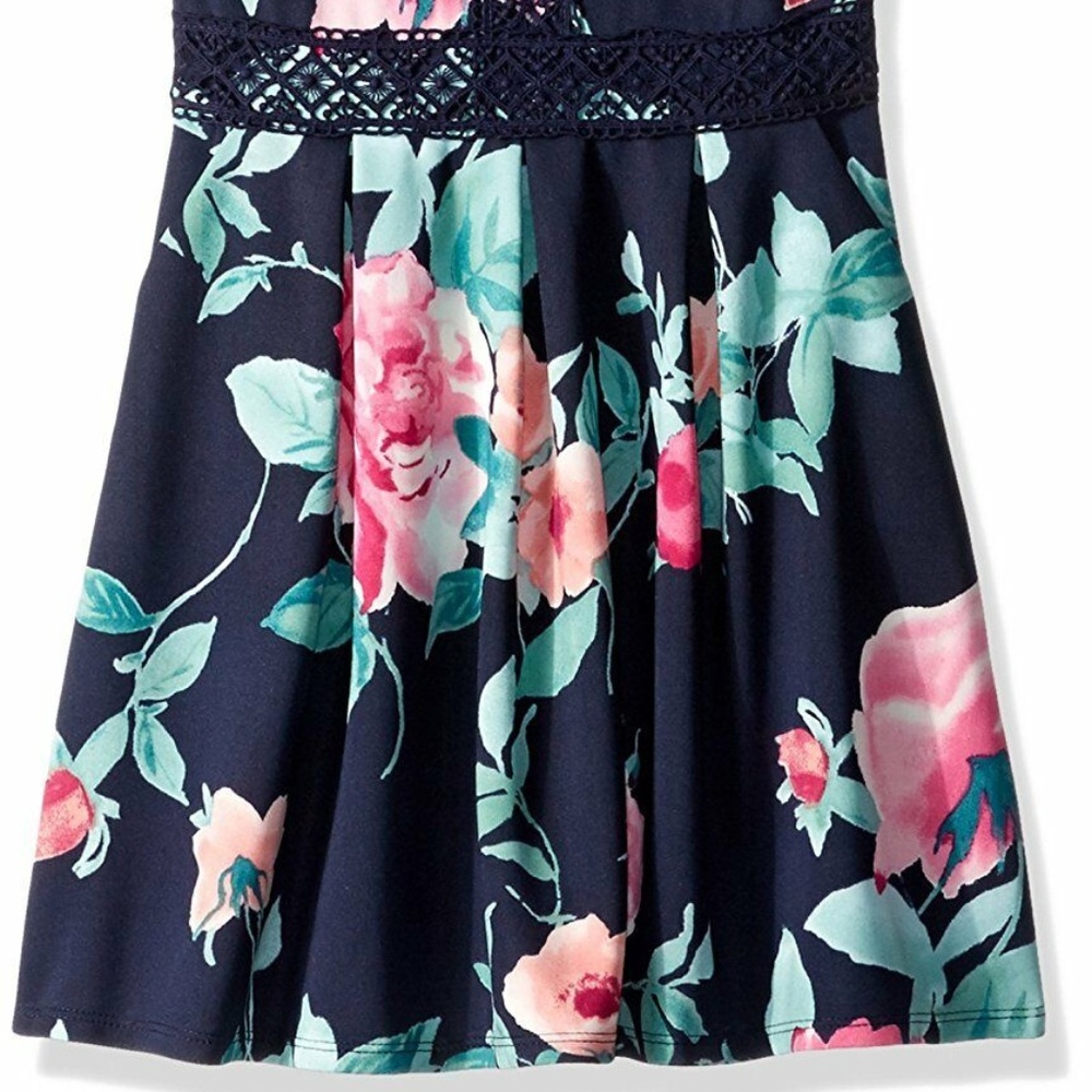 Amy Byer Girls Navy Floral Scuba Fit n Flare Dress Size 8 Sleeveless NWT - Picture 4 of 7